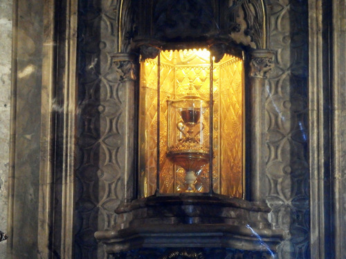 Photo of the Holy Grail in the Catedral de Val&egrave;ncia.